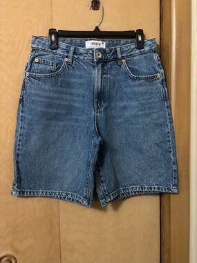 Ardene Women’s Classic Blue Denim Bermuda Shorts